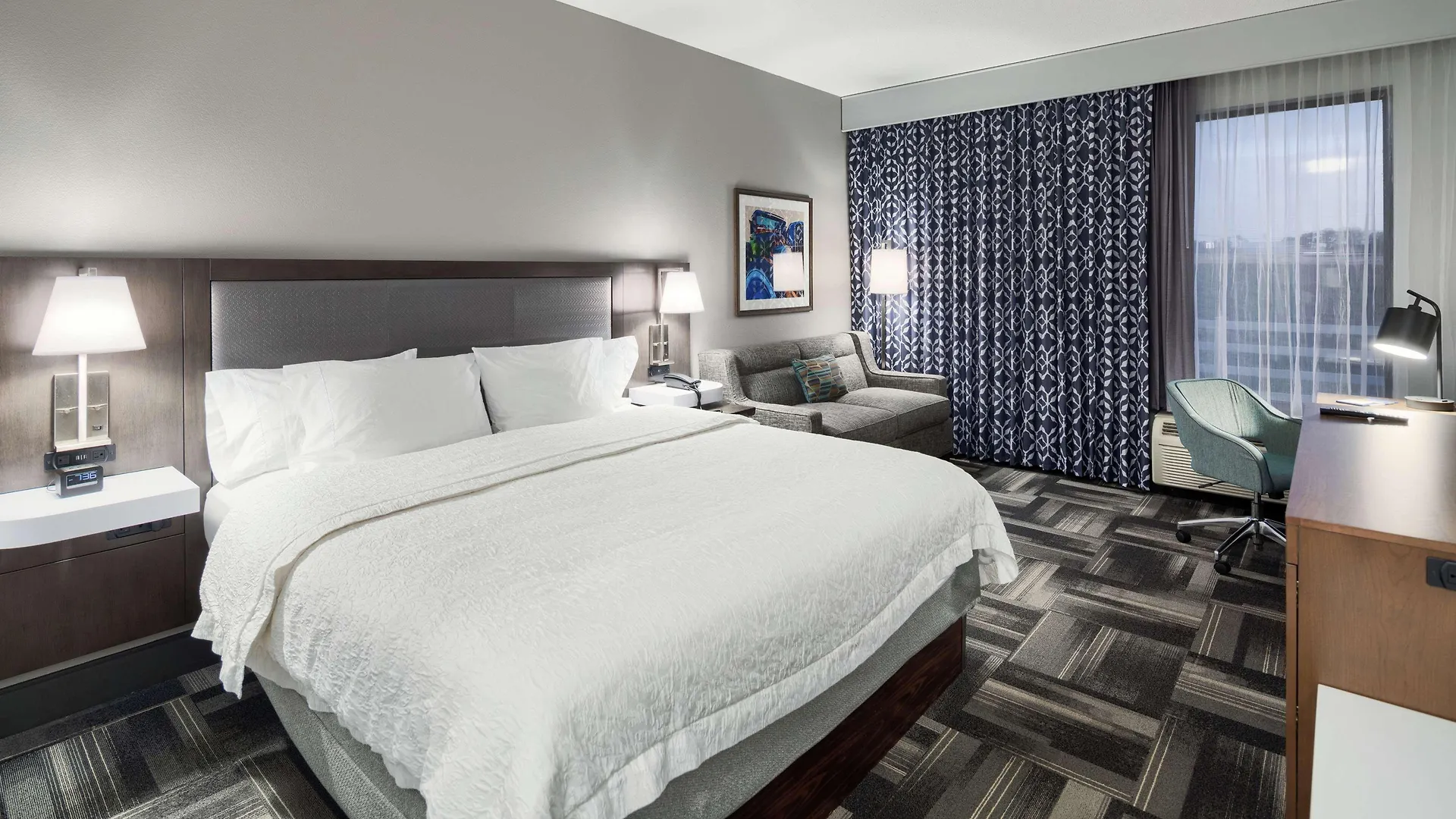 Hampton Inn Louisville Northeast